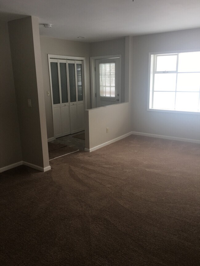 Foto del edificio - Freshly remodeled cozy 3 bed 1 bath ranch ...