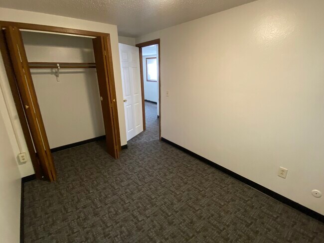 Foto del edificio - 915 4th St SE