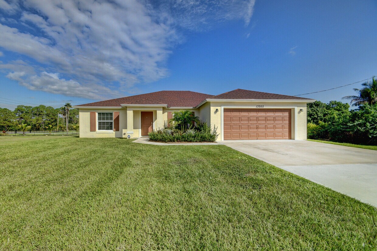 Primary Photo - 13955 86th Rd N
