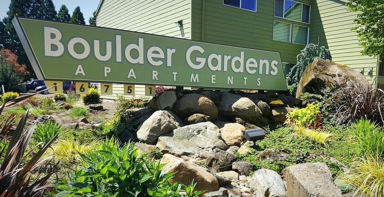 Boulder Gardens Apartments in Clackamas, OR