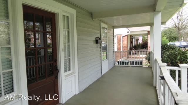 Foto del edificio - 3 br, 2 bath House - 1608 Kenilworth Avenue