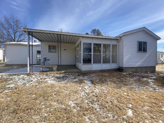 Building Photo - 14655 Fox Manor Dr