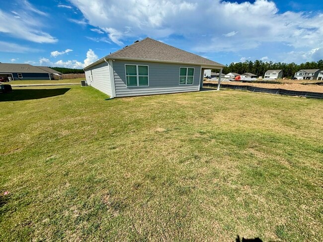 Building Photo - 505 Saddlewood Cv