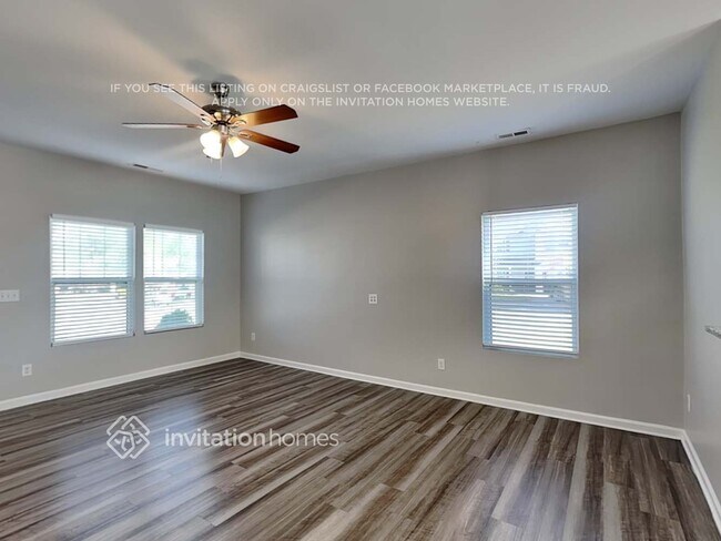 Foto del edificio - 516 Landis Oak Way