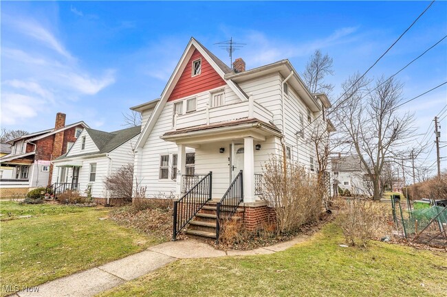 Foto del edificio - 1530 E 214th St