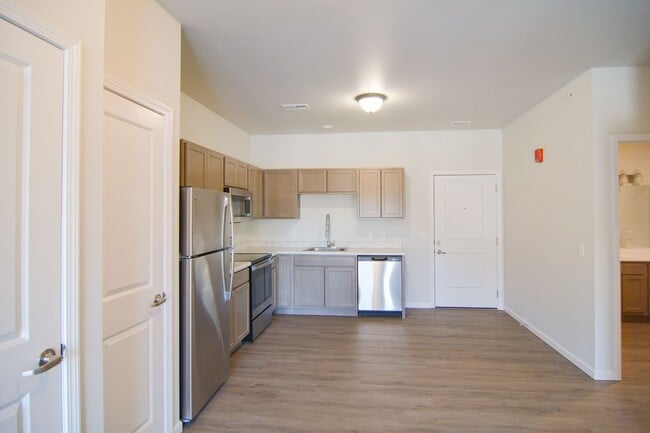 Interior Photo - Union at Middle Creek