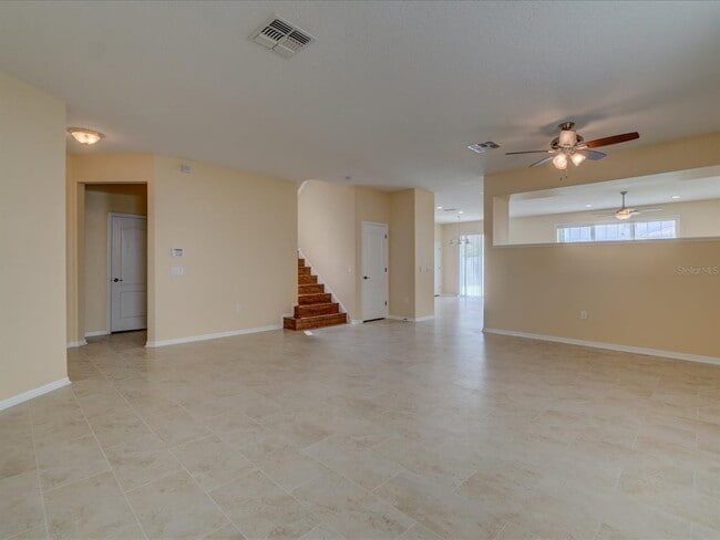 Building Photo - 17552 Queensland St