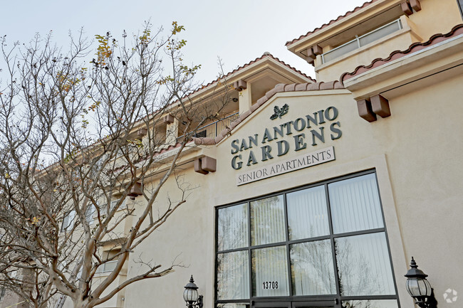 Foto del edificio - San Antonio Gardens Senior Apartments 62+