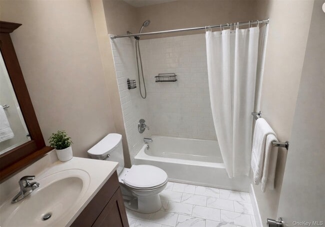 Building Photo - 5 N Aspen Rd