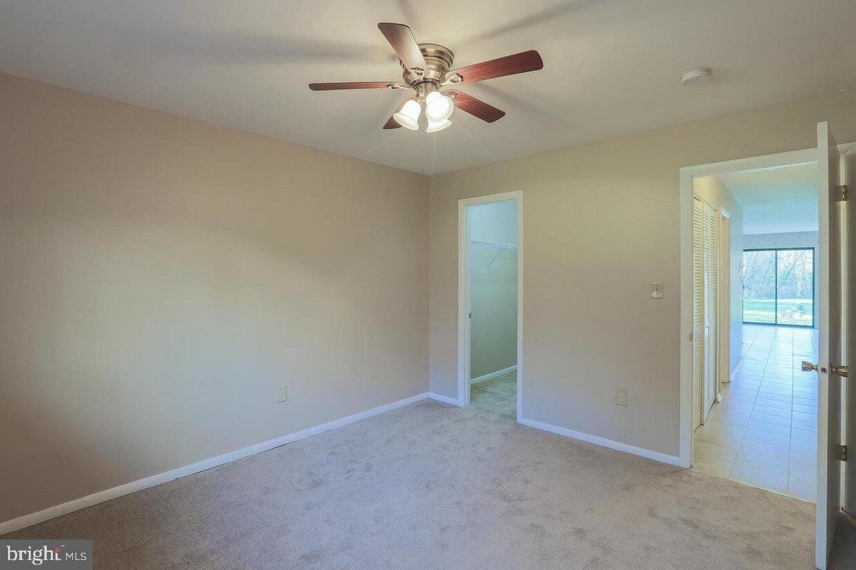 97 Ashlar Hill Ct, Parkville, MD 21234 Room for Rent in Parkville, MD