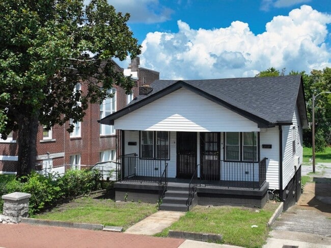 Photo - **Studio Duplex in North Nashville's Historic Jefferson Street Corridor** House