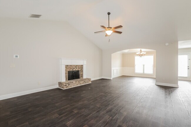 Building Photo - 1779 Miller Springs Dr