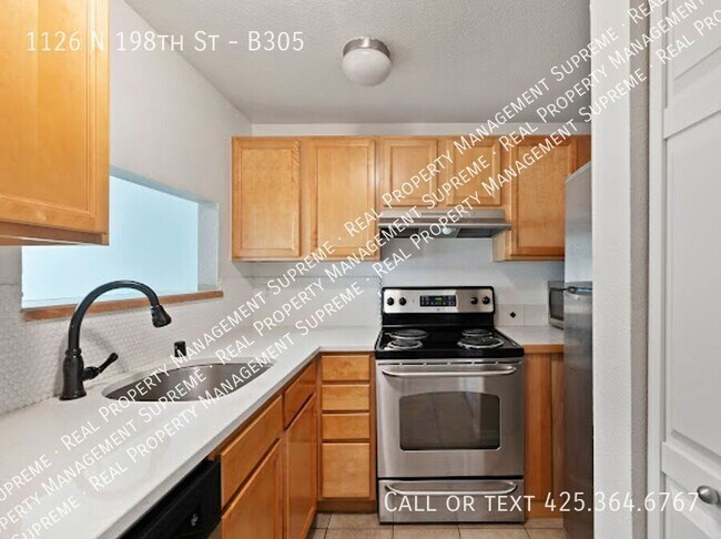 Foto del edificio - 1126 N 198th St