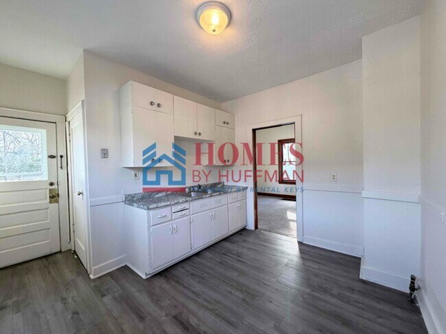 Foto del edificio - 1116 Marshall Ave