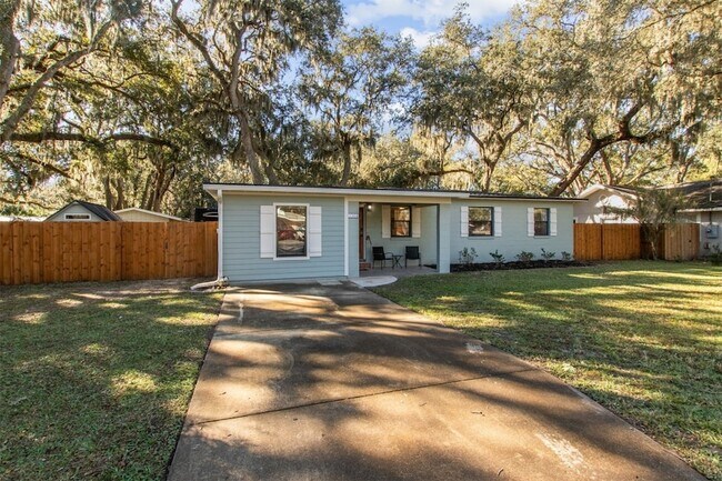 Foto del edificio - 1504 Leon St