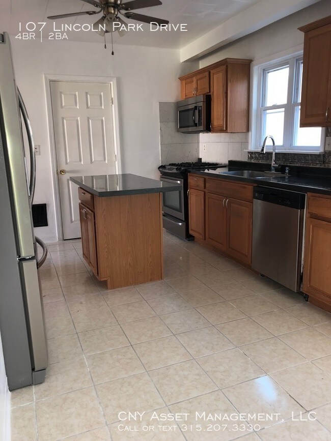 Foto del edificio - 107 Lincoln Park Drive 4 bed, 2 bathroom