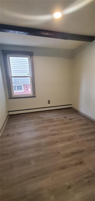 Foto del edificio - 642 Chalkstone Ave