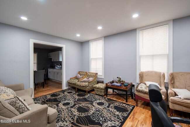 Foto del edificio - 138 Main St