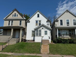 Building Photo - 3017 Restormel St
