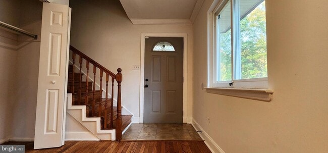 Building Photo - 7902 San Leandro Pl