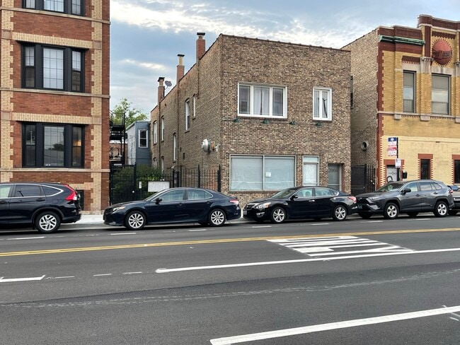 Foto del edificio - 2004 W Armitage Ave