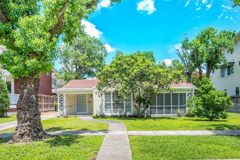 Primary Photo - 4038 Blue Bonnet Blvd