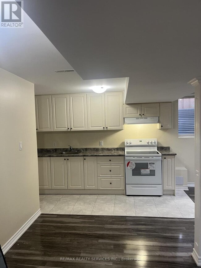 Building Photo - 31 Leadenhall Rd