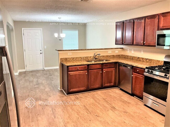 Building Photo - 1130 Colony Trail