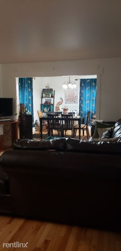 Foto del edificio - 4 br, 3.5 bath House - 985 Merlin Drive