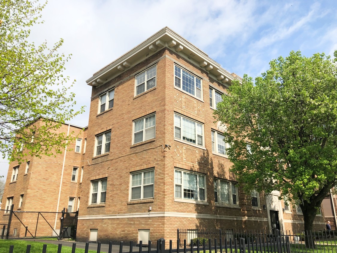 Primary Photo - 205 - MERIDIAN PLAZA APARTMENTS