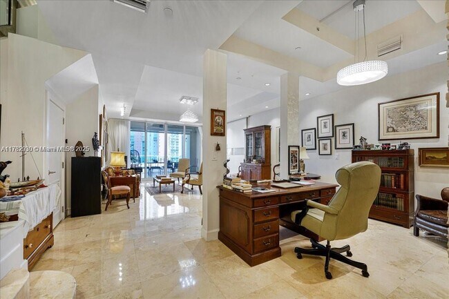 Foto del edificio - 3340 NE 190th St