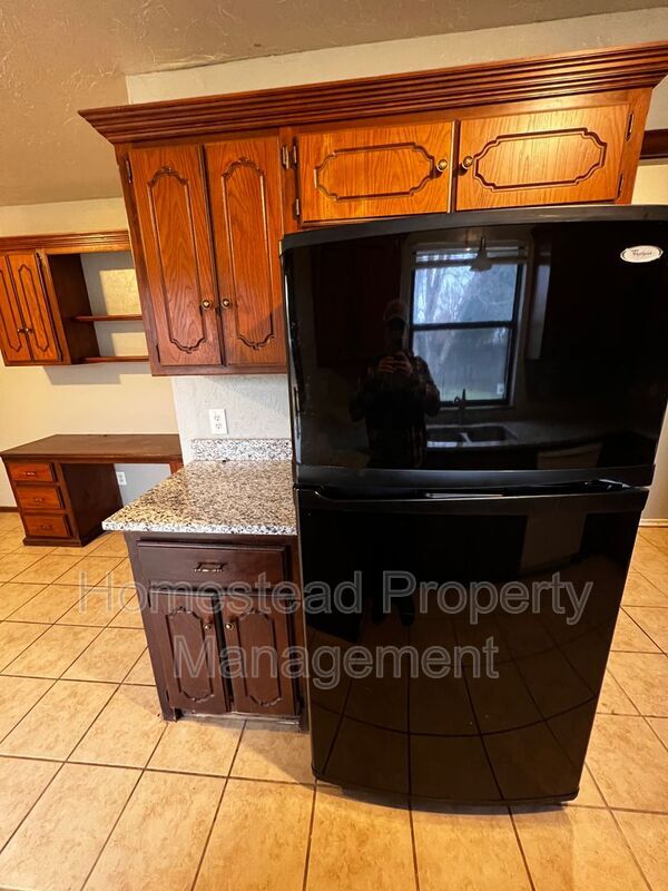 Building Photo - 1808 Cimarron Trail