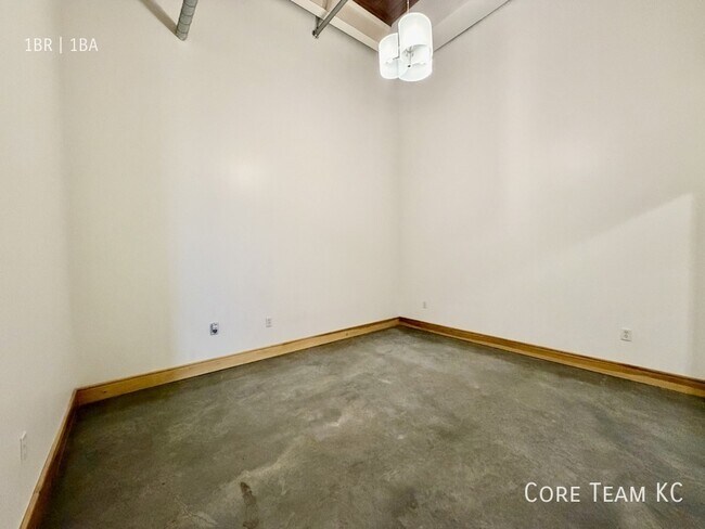 Foto del edificio - 382 W 22nd St