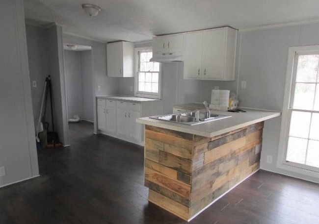 Foto del edificio - 1573 Blakely Rd