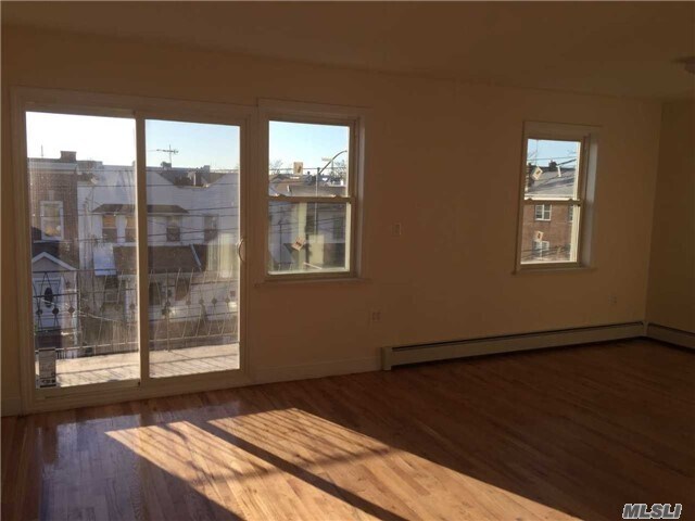 Building Photo - 101-25 103rd St