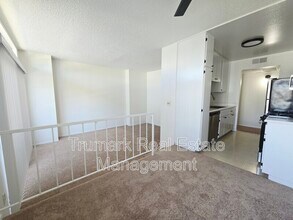 Building Photo - 14605 Burbank Blvd