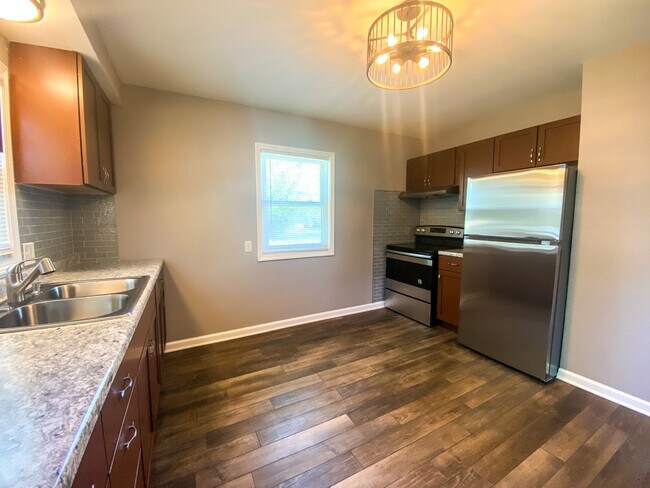 Foto del edificio - 2 Bedroom Single Family