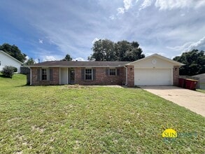 Building Photo - 223 Westview Dr