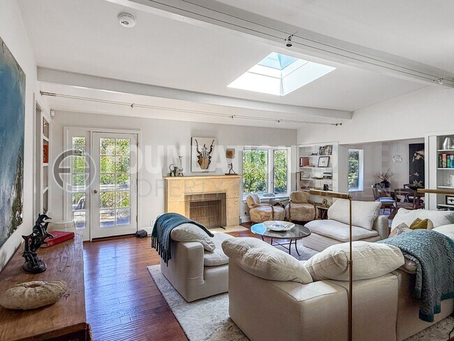 Foto del edificio - Modern Mill Valley Retreat - A/C - EV - FO...