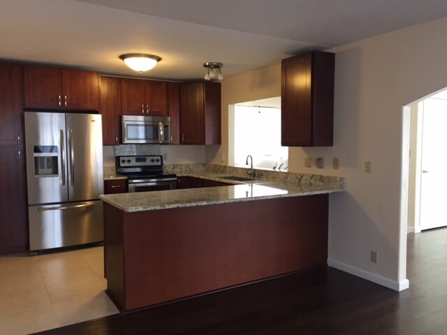 Building Photo - 5 Bedroom, 3 Bathroom House (Mililani)