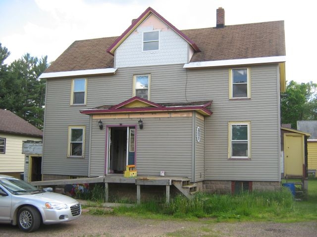 Foto principal - 103 N Tamarack St