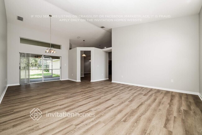 Foto del edificio - 5547 Foxtail Ct
