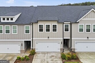 Building Photo - 230 Pt Pl Dr
