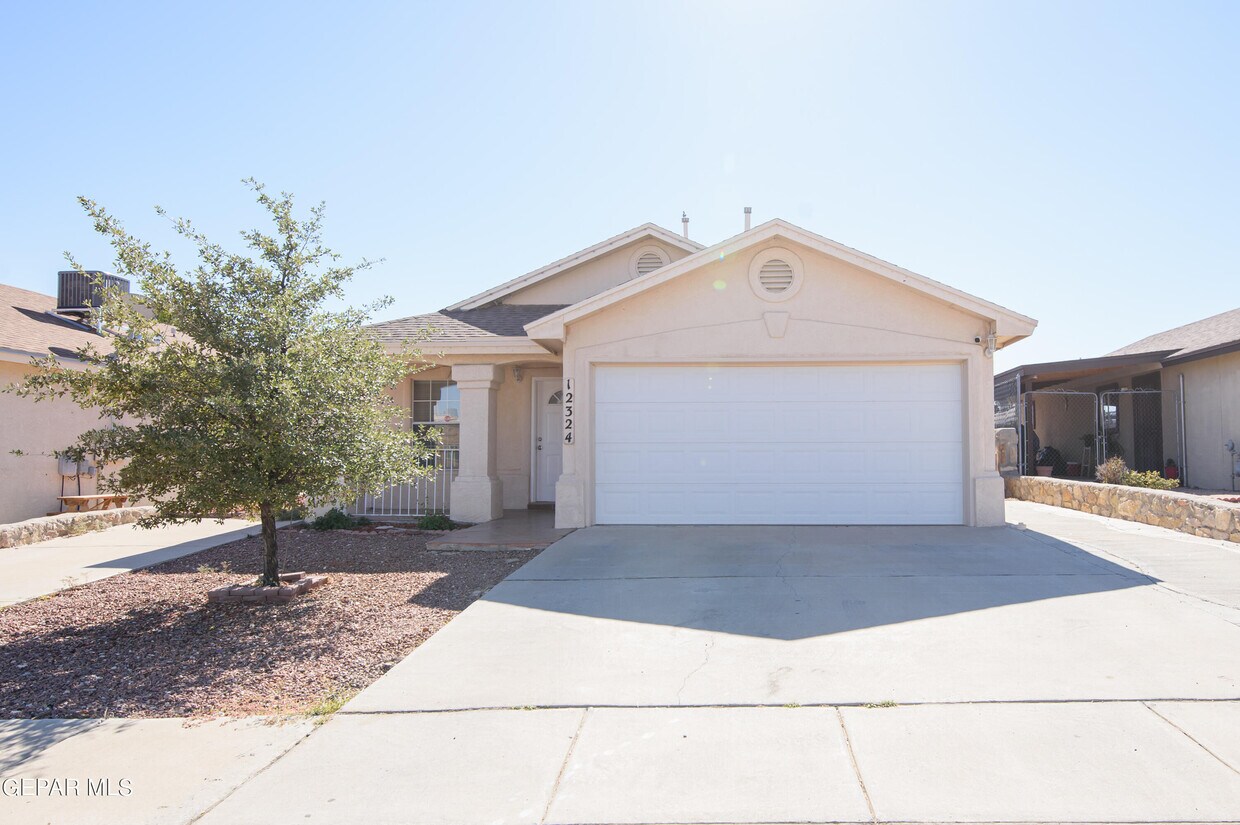12324 Tierra Buena Dr, El Paso, TX 79938 House Rental in El Paso, TX