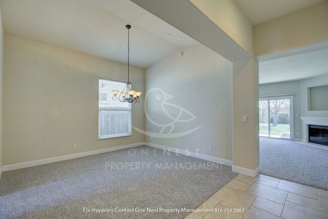 Foto del edificio - Fantastic Floorplan, great location in Woodland 4+ bedroom, 2 bthm available ASAP