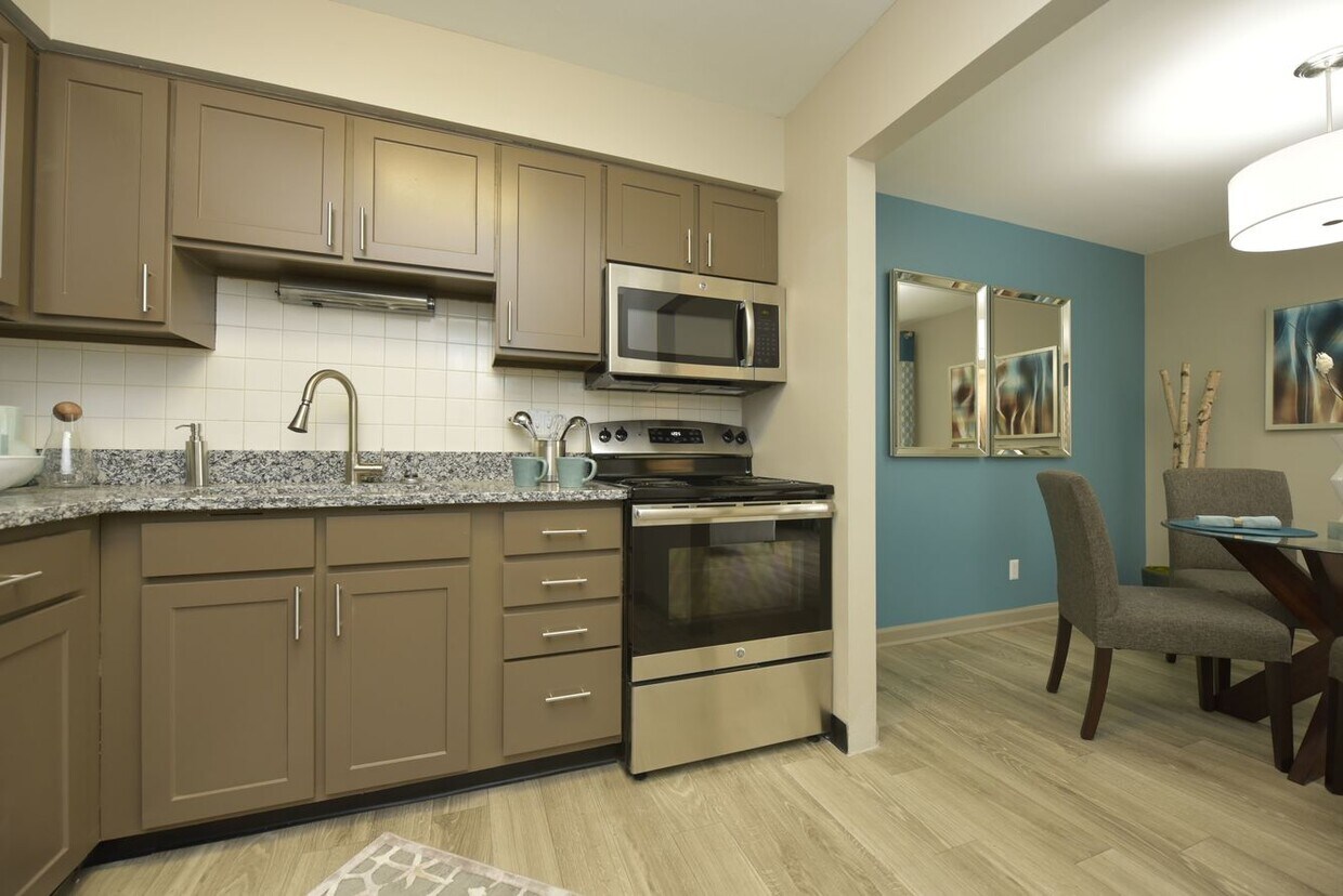 Veridian Castleton Apartments 7503 Ivywood Cir Indianapolis, IN