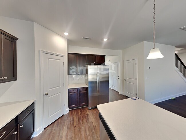 Foto del edificio - 122 Marin Dr