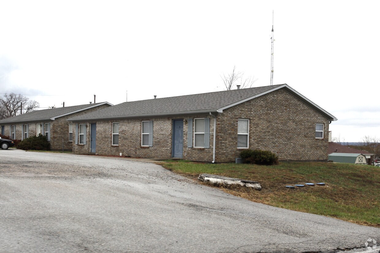 1975 Allison Ln, Corydon, IN 47112 Apartments in Corydon, IN