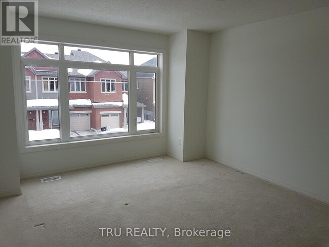 Building Photo - 133 Overberg Way