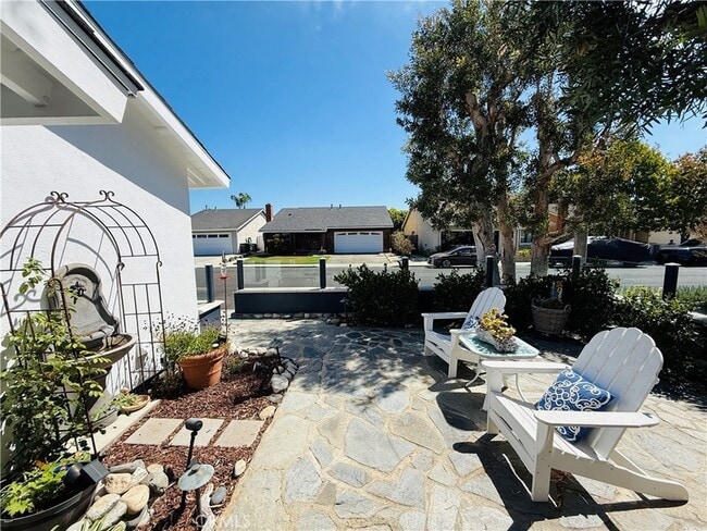 Building Photo - 18071 Westlake Cir
